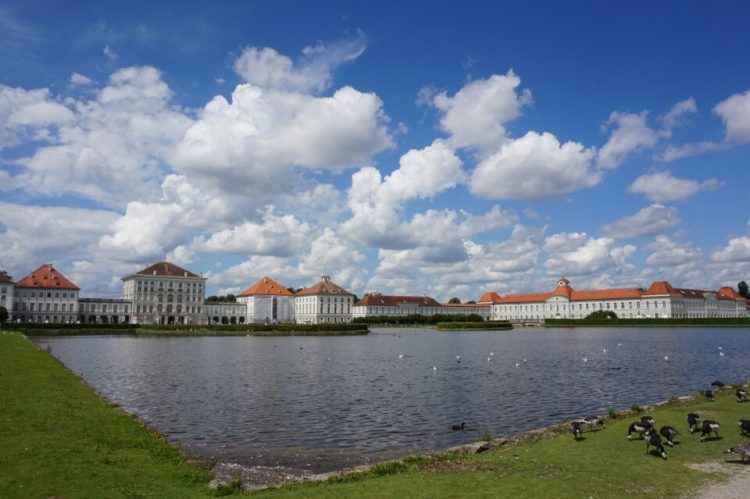 영어(일반문서, 이메일, SNS, 편지, 논문 등) 번역 해드려요!-이미지