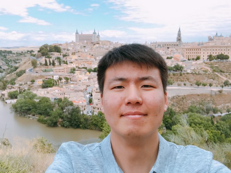 [델레 C2 보유] 스페인 거주 12년 + 마드리드 대학 경영학과 졸-이미지